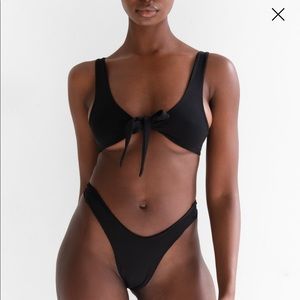 Black 437 kenzie top